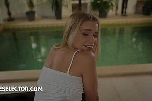 Alexa's flexibility helps her to get more pleasure from anal sex