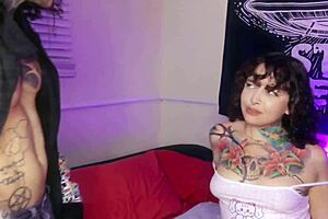 I paint a body art on a girl and then have sex with her.