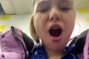 Amateur couple having sex in public with close-ups
