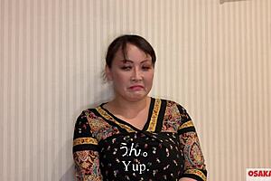 MILF 54-year-old big tits old lady's naked body and orgasm