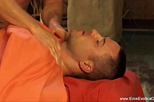 Amateur gay gives a sensual genital massage with a happy ending
