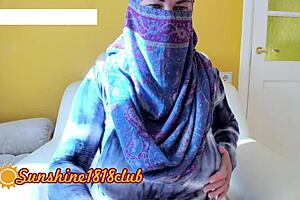Big tits and a great ass, Muslim wife in hijab on webcam