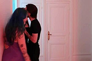 French amateurs try out threesome with hot girls kissing