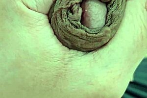 First time solo scene: a young Brazilian twink’s sensual experience