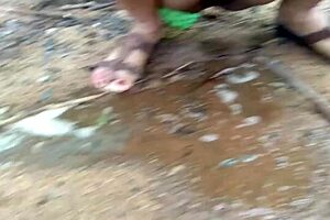 Collection of Indian bhabhi outdoor public urination videos