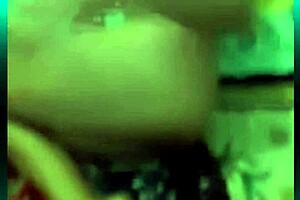 My beautiful Pinay girlfriend on webcam, solo play