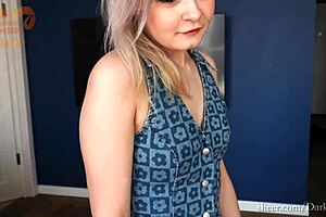 Old stud's wife satisfies him with young blonde next door