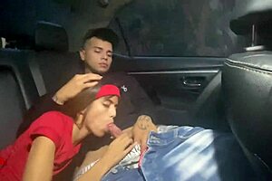 Big black cock fucking hermanastra in the car outside