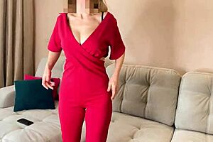 Russian amateur cheats with lover and talks to husband