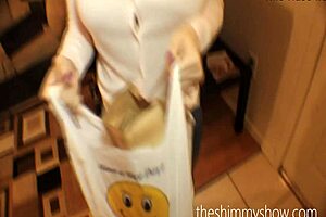 Kimmy Lee's late night Chinese food delivery in TheShimmyShow