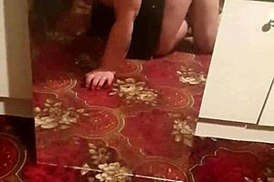 Amateur video of wife in hot doggystyle action at home