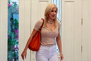 Stepmom Emma Hix helps her stepson with a blowjob