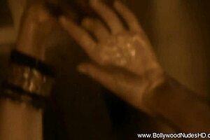 A hot solo performance of an erotic dance routine