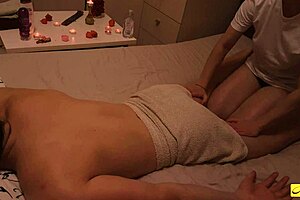 Big-boobed amateur gets throbbing cock in deepthroat massage climax