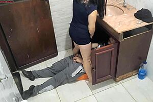 Housewife's dirty talk and tight pussy during rough sex