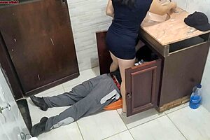 Housewife's dirty talk and tight pussy during rough sex