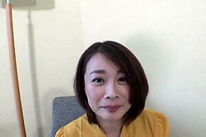Amateur Asian beauty in hot action, full movie