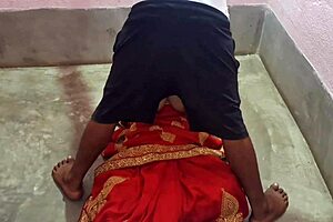 First night after the wedding, blackmailed housewife gets dirty in India
