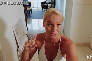 Your neighbor's wife seduces your hard cock and gives you a blowjob and fuck her in different positions