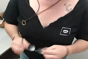Public shopping trip turns wild in dressing room affair