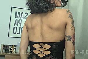 Beautiful Brazilian woman gives a great blow job and cunilingus