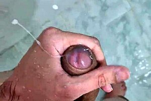 Solo BBW gay masturbates in the USA and there is a fetish cam show