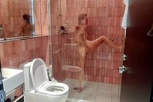Suck my pussy and I will let you fuck me