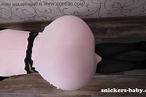 Beautiful homemade video of a hot milf in a tight dress