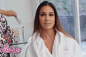 Emily Willis and Alexis Zara’s twinky Latina love affair in When Girls Play