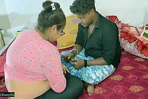 Married man has sex with his hot desi bhabhi and shares the experience