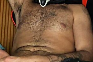 Amateur Halloween sex with big dick and without condoms
