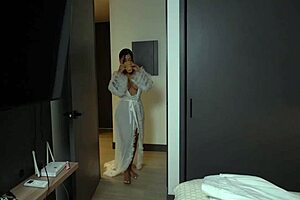 Mariana Martix's big tits, a gift for the masked burglar