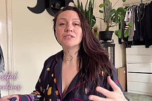 Stepmom's hairy pussy orgasm in taboo homemade video