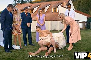Married couple’s kinky love scene in public