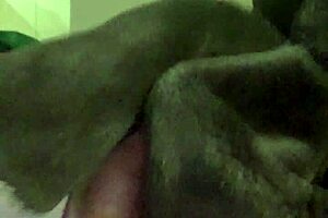 This is a solo performance of a man who likes to cum in the living room