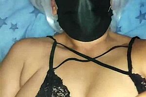Pretty teen gets creampied in homemade video as an otaku
