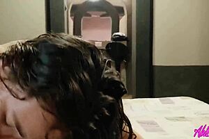 Amateur blowjob in a motel room after a hot shower
