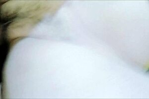 First-time Muslim bhabhi deepthroats big cock in Indian dorm