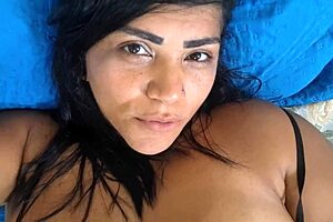 Nicoly Mattos gets a hot load in her beaver