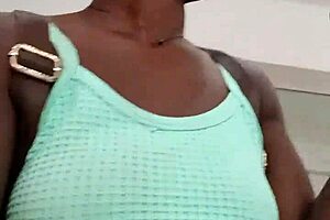 Fierce African lady's mall visit ends in solo pleasure