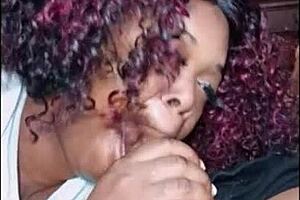 This amateur video shows a hot blowjob scene with a black guy
