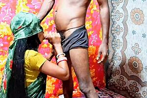 Desi babe in green saree gets fucked hard