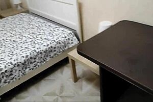 I met a strange doll in the hostel, but fond of sex