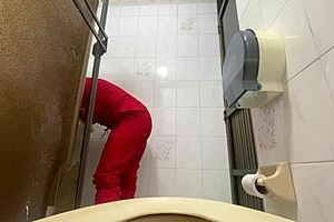 The camera in the hospital bathroom caught a naughty nurse peeing