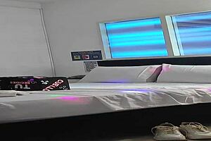 Latina beauty cheats on her old husband