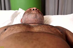 A 72-year-old fat woman gets a dick in her fist for the first time