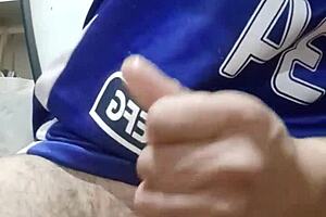 Wanking with lubricant until I reach a very rich climax part 1