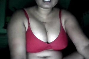 Desi Indian collage girl shows her wet pussy part 2